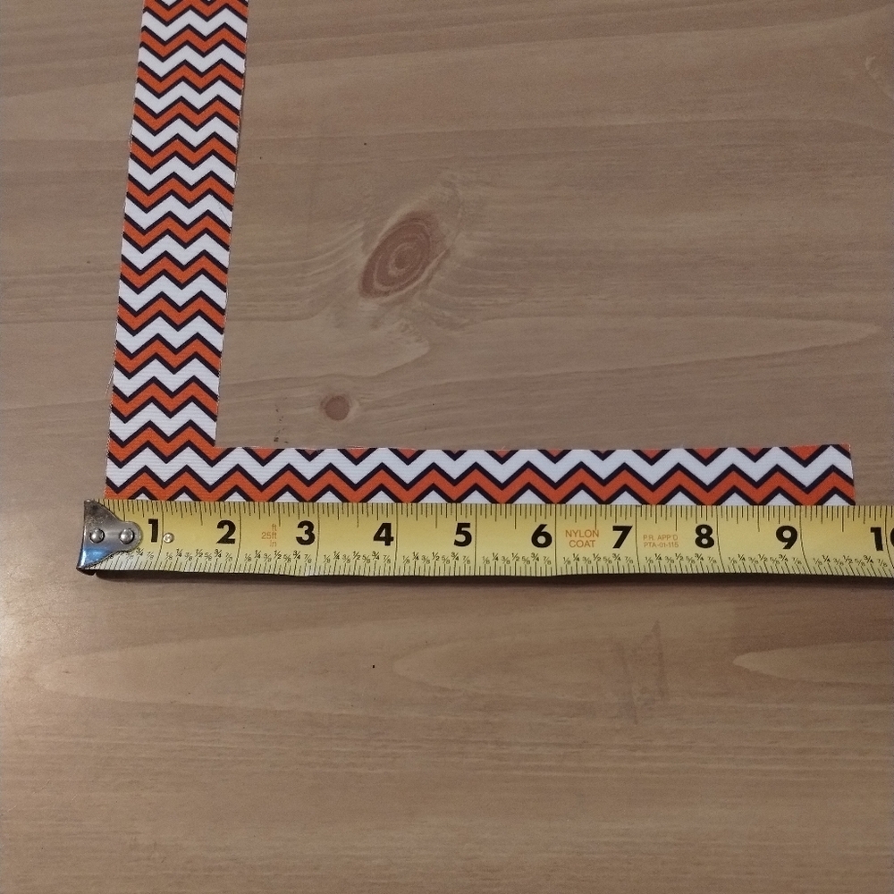 Halloween Fabric Scrap Lot 14pc Quilting Strips Pumpkin Chevron Craft - Picture 6 of 7